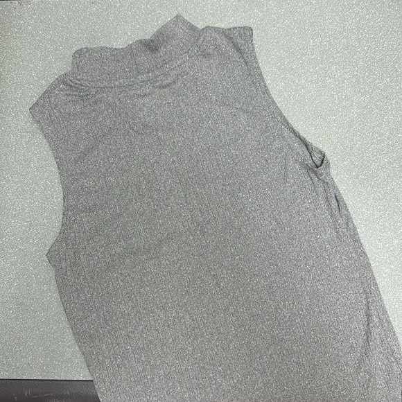 High neck tank top - Picture 2 of 3